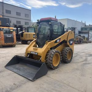 Chargeuse sur pneus Caterpillar 246C d'occasion, diesel, jaune, haute efficacité opérationnelle - Product Image 4