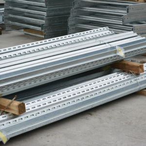 Construcción de Almacenes con Estructura de Acero Prefabricada Duradera, con Armazón de Acero de Alta Resistencia y Tratamiento de Superficie Antioxidante - Product Image 1