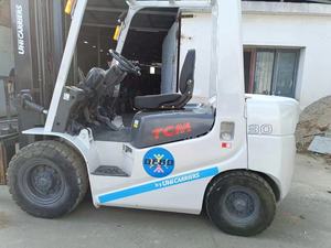 TCM 3TON 4.5m Chariot élévateur diesel 99% Nouveau 100% Prêt à l'emploi Original Importé Excellent 100% Outils de levage pour moteur diesel garantis - Product Image 2