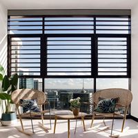 Fenêtres à persiennes en aluminium et verre robustes, système de jalousies réglables, résistantes aux intempéries pour projets de construction extérieure