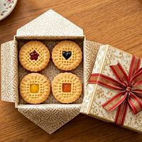 Juego de Cortadores de Galletas Redondos con Borde Festoneado, Moldes para Galletas Rellenas en Forma de Estrella, Corazón, Cuadrado y Círculo, Lindos Cortadores de Galletas para Sándwiches