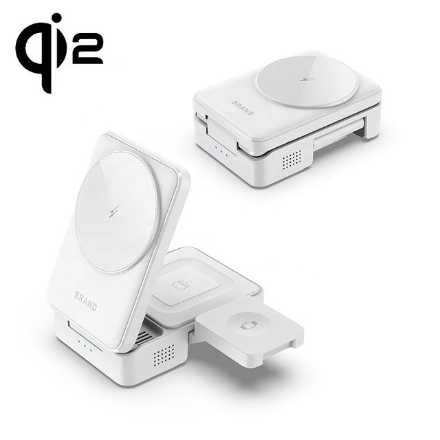 New Products 2025 Qi2 Certified 3 In1 3in 1 3in1 Three in One Portable Foldable Magnetic Wireless Charger Stand
