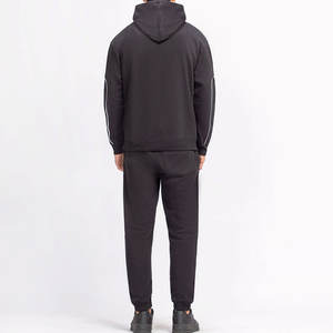 Nuevo Chándal Deportivo Personalizado para Hombre, Chándal de Jogging Hecho a Medida para Hombre, Chándales Transpirables de Alta Calidad para Hombre - Product Image 4