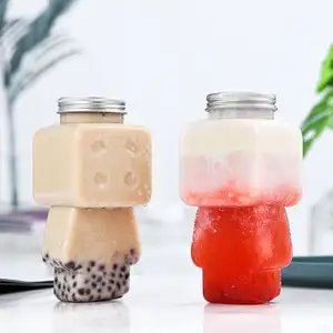 Einweg-PET-transparente Verpackung Getränk einzigartiger Saft Kunststoff Roboter-Schädel Bärenform Trinkflaschen niedliche Boba-Becher
