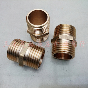 Raccord fileté mâle en cuivre 1/2 pouce, connexion directe, double raccord mâle pour la plomberie et l'usage industriel - Product Image 1