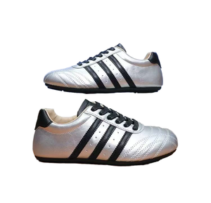 Baskets compensées montantes pour femme, décontractées, sportives, pour l'extérieur, toutes saisons, semelle extérieure en caoutchouc, tendance mode - Product Image 1