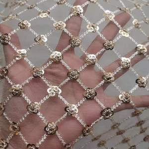 Элегантный Блестящий ромбовидный маленький цветок вышивка с плоским дном блестками Тюлевая ткань - Product Image 5