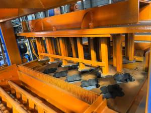 Tengfei QT5-15 Hoge Nauwkeurigheid Hydraulische Druk Automatische Cement Beton Bestrating Blok Maken Baksteen Gietmachine Te Koop - Product Image 5