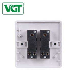 Bassi Costi di Manutenzione di Buona Qualità 10a Bachelite Uk Parete <span class=keywords><strong>Interruttore</strong></span> Elettrico E <span class=keywords><strong>Presa</strong></span>/<span class=keywords><strong>interruttore</strong></span> a parete/interruttori <span class=keywords><strong>presa</strong></span> - Product Image 5