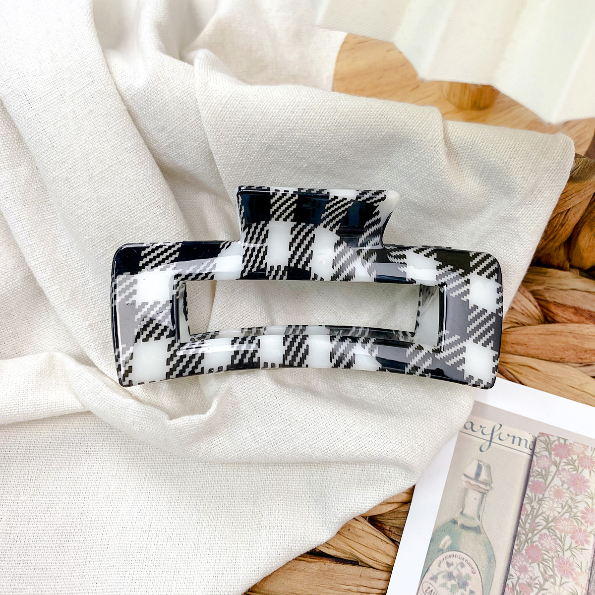 Plaid noir et blanc 10,5cm