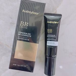 كريمات واقية من الشمس حلزونيًا بلون خفيف ، كريم خافي للعيوب غير مزعج يدوم طويلاً ، كريم أساس سائل مع مكياج للتجميل - Product Image 4