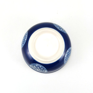 Offre Spéciale logo personnalisé japonais 4.5 <span class=keywords><strong>pouces</strong></span> petit bol de riz en céramique bleue avec bord noir - Product Image 4