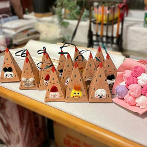 Calcetines de lana de Coral bordados con dibujos animados tridimensionales, calcetines para dormir de Navidad para padres e hijos, calcetines de suelo de toalla de invierno - Product Image 1