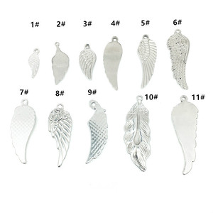 Pendentifs en acier inoxydable <span class=keywords><strong>pour</strong></span> <span class=keywords><strong>femme</strong></span>, bijoux, pendentifs d'ailes d'ange, en argent, <span class=keywords><strong>petit</strong></span> trou, <span class=keywords><strong>pour</strong></span> la fabrication de colliers et de Bracelets - Product Image 3