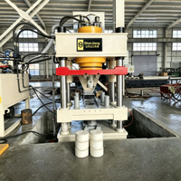Prensa Hidráulica Totalmente Automática de Quatro Colunas e Três Vigas 800 Toneladas com Sistema Servo, Motor com Rolamento e CLP para Estampagem de Produtos Metálicos
