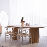 Table à manger ovale en bois massif de style farmhouse, base cylindrique cannelée, design durable pour la maison et l'hôtellerie, tailles 1,6m-2,4m