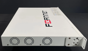 Commutateur Gigabit Fortinet FortiSwitch <span class=keywords><strong>148F</strong></span> d'origine à 48 ports avec 4 emplacements SFP+ 10G pour liaisons montantes - Product Image 4