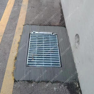 شبكة تصريف من الفولاذ المقاوم للصدأ قابلة للتركيب لنظام التصريف تحت الأرض في الملاعب الرياضية الخضراء، متينة - Product Image 2