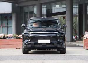 2025 para GAC Trumpchi S7 híbrido SUV de tamaño mediano a grande con interior ligero 5 asientos New Energy Vehicle en venta - Product Image 2