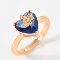 Bague Cœur en Cristal Coloré Mignon pour Femme, Anneau de Doigt Romantique Doré Tendance, Bijou Ajustable et Étanche