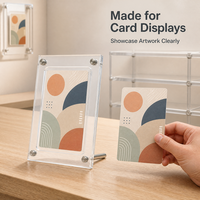 Boîtier de présentation de cartes gradées en acrylique transparent avec couvercle magnétique, pré-assemblé, anti-rayures, pour cartes de sport, vente en gros sur mesure en usine