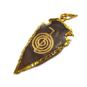 Obtenez des pendentifs en forme de flèches gravées sur mesure - Product Image 1