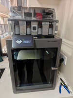Printer 3D FDM Multi-warna Bamboo Lab Original P2S Combo Otomatis Baru 1 Tahun Kecepatan Cetak Cepat 600 Mm/s Desktop Closed Core-XY