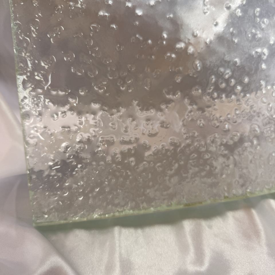Stunning Artistic Laminated Hot Melt Bubble Glass With Natural Bubble ...
