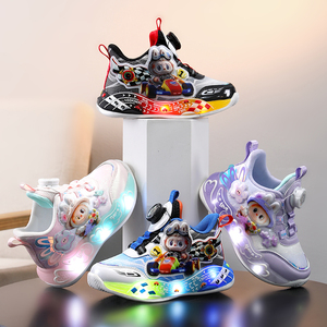 Chaussures lumineuses pour enfants Cema, style dessin animé, mignonnes et lumineuses, pour garçons et filles, à la mode, avec boucle rotative pour augmenter la taille - Product Image 5