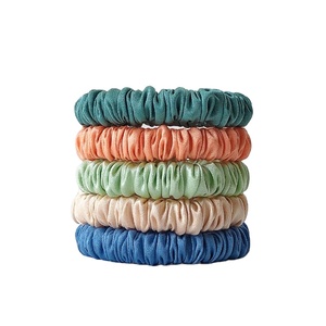 Phụ Nữ Lụa Scrunchie Hộp 1Cm Biểu Tượng Tùy Chỉnh Tóc Lụa Phụ Kiện Tóc Phụ Nữ Đuôi Ngựa Tóc Quan Hệ 100% Dâu Lụa Scrunchies - Product Image 1