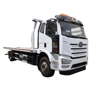 Camion de dépannage à plateau plat FAW 4X2 avec treuil hydraulique pour les services de <span class=keywords><strong>remorquage</strong></span> de véhicules en panne - Product Image 1
