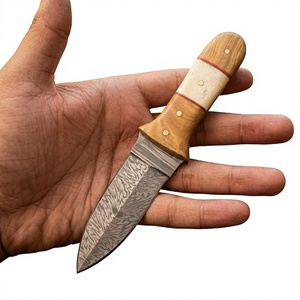 Couteau de chasse et de survie à lame fixe mini, en acier Damas artisanal, pointe tombante, manche en bois, qualité industrielle, pour revendeurs OEM 58/60 - Product Image 2