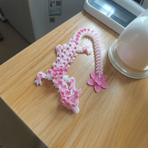 Vente en gros de jouets dragon 3D imprimés à la main, nouveaux ornements de Noël en PVC pour étudiants, animaux en résine et verre avec personnages de Frozen - Product Image 3