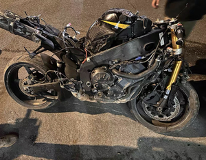Desmontaje <span class=keywords><strong>de</strong></span> <span class=keywords><strong>Motor</strong></span> <span class=keywords><strong>de</strong></span> Motocicleta Usado para Mantenimiento <span class=keywords><strong>de</strong></span> KTM - Product Image 4