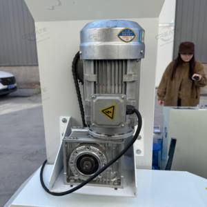 Macchina Estrusore per Alimenti Galleggianti per Pesci, Gatti, Cani e Altri Animali Domestici - Product Image 4