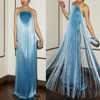 Maßgefertigtes Großhandels-Damenkleid: Modisches Trägerloses Maxikleid mit Quasten, Rückenfreies Sommerkleid mit Reißverschluss, Figurbetontes Formelles Party- und Clubkleid