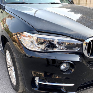 สติ๊กเกอร์ติดคิ้วไฟหน้ารถยนต์สีดำเงา/ลายคาร์บอน สำหรับ BMW X5 X6 F15 F16 ปี 2014-2018 - Product Image 5