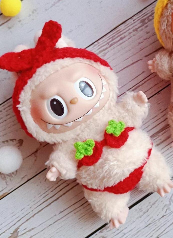 Red bikini set (doll not included) - 17cm