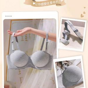 Sujetadores de Lactancia con Encaje, Sin Costuras, con Botones Delanteros Cruzados, para Embarazadas y Lactancia - Product Image 4