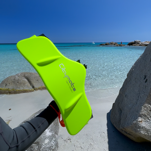 Equipo de propulsión subacuática multiusos, hélice submarina, scooter eléctrico marino para buceo, surf y kayak. - Product Image 1