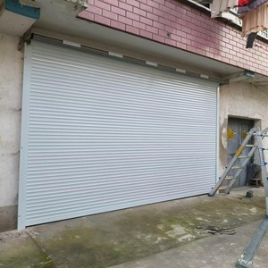 Volets roulants isolés en aluminium sur mesure, portes de <span class=keywords><strong>garage</strong></span> de sécurité automatiques et manuelles de luxe pour villas, vente en gros pour fabricants - Product Image 4