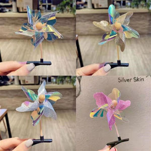 Pinza para el pelo de plástico giratoria con lentejuelas y diseño de molino de viento láser estilo TikTok, bonita, dulce y adorable, para decoración - Product Image 2
