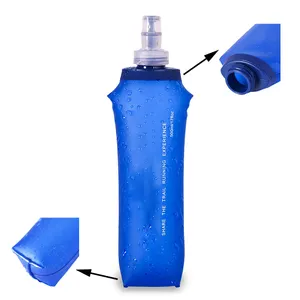 BPA मुक्त बंधनेवाला Foldable Tpu पानी की बोतल के लिए नरम फ्लास्क खेल लंबी पैदल यात्रा और पर्वतारोहण