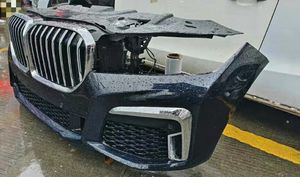 Kit Carrozzeria Originale di Seconda Mano per <span class=keywords><strong>BMW</strong></span> Serie 7 G12, Paraurti Anteriore, Fari e Sostituzione Paraurti - Product Image 3
