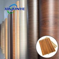 Rouleaux de film décoratif semi-rigide en PVC de qualité supérieure pour meubles, surface gaufrée, garantie 3 ans pour lamination à chaud