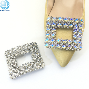<span class=keywords><strong>Clips</strong></span> Decorativos Cuadrados <span class=keywords><strong>de</strong></span> Cristal <span class=keywords><strong>para</strong></span> <span class=keywords><strong>Zapatos</strong></span> <span class=keywords><strong>de</strong></span> Novia, Hebilla <span class=keywords><strong>de</strong></span> Metal con Diamantes <span class=keywords><strong>de</strong></span> Imitación Brillantes <span class=keywords><strong>para</strong></span> Tacones, <span class=keywords><strong>Zapatos</strong></span> <span class=keywords><strong>de</strong></span> <span class=keywords><strong>Fiesta</strong></span> <span class=keywords><strong>de</strong></span> Boda, Venta Directa <span class=keywords><strong>de</strong></span> Fábrica - Product Image 1