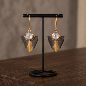 Boucles d'oreilles pendantes vintage en argent sterling 925 avec pierre de lune arc-en-ciel, plaquées or rose 18 carats, ornées de perles naturelles AAA et de diamants mignons - Product Image 3