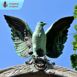 Sculpture d'oiseau en métal coulé réaliste de haute qualité, couleur personnalisée, grande taille, pour jardin de villa, statue d'<span class=keywords><strong>aigle</strong></span> chauve volant en bronze de grande taille - Product Image 4