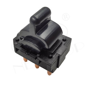 สวิตช์ควบคุมกระจกรถยนต์เชฟโรเลต NT-P-2141-A 12V แบบแมนนวล พร้อมแรงล็อคในตัว สำหรับรุ่นปี 1984-1989 - Product Image 1