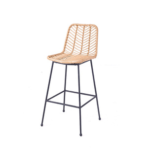 <span class=keywords><strong>Chaise</strong></span> <span class=keywords><strong>en</strong></span> rotin PE <span class=keywords><strong>en</strong></span> <span class=keywords><strong>osier</strong></span> tissé à dossier haut pour l'extérieur <span class=keywords><strong>en</strong></span> fer facile à assembler fait à la main - Product Image 5